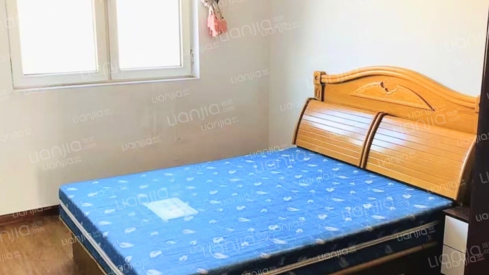 水岸花城 3室1厅 南 北-卧室C