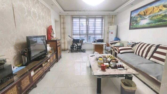 杨春家园二手房实景图