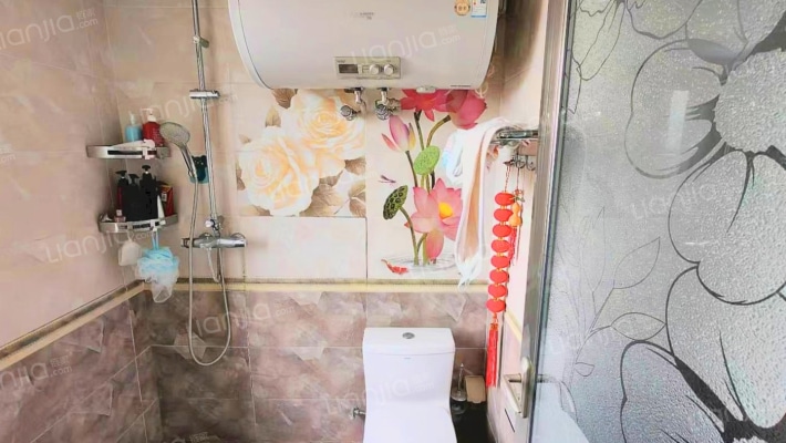 急售三利南北向四居，精装修，价格美丽可小叨-卫生间