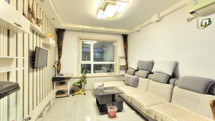 御龙湾二手房实景图