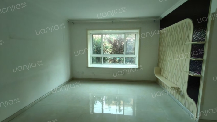 青云瑞景园二手房实景图