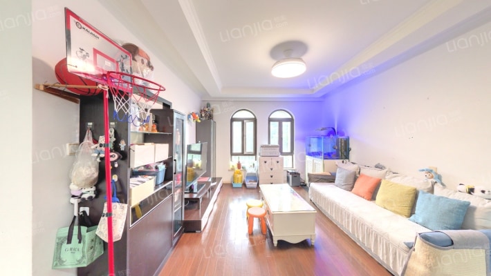 城市经典四期高迪二手房实景图