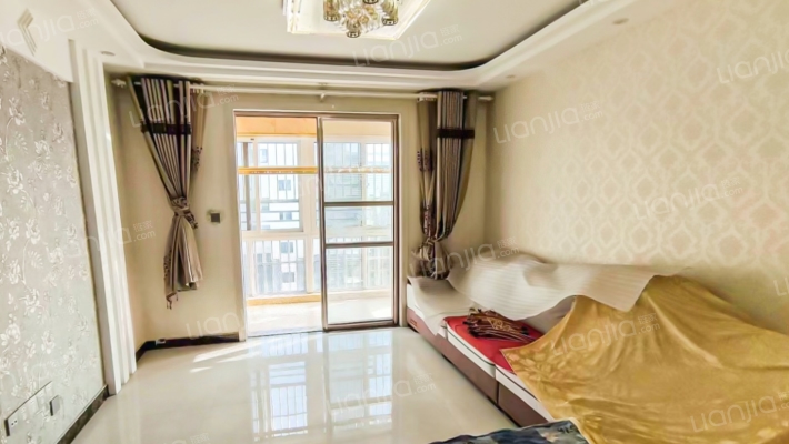 苹果社区二手房实景图