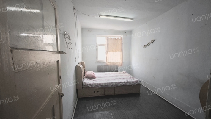 上海路小区土产楼二手房实景图