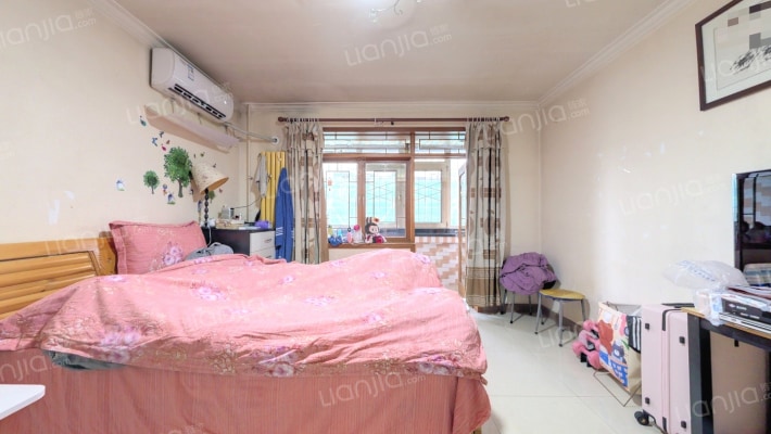 新桥路小区二手房实景图