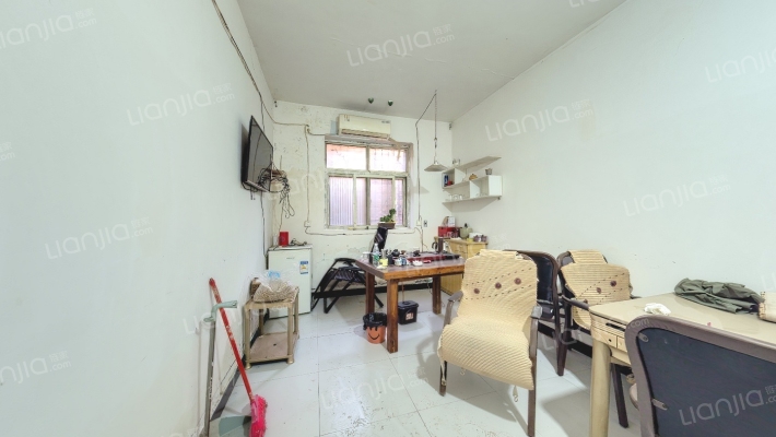 化工公司家属院二手房实景图