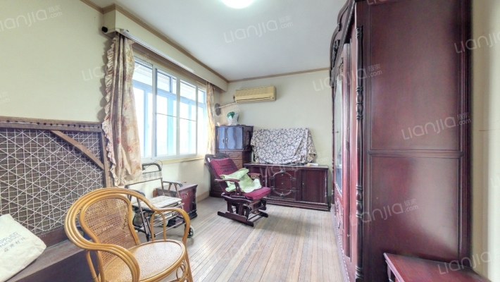 市光二村二手房实景图