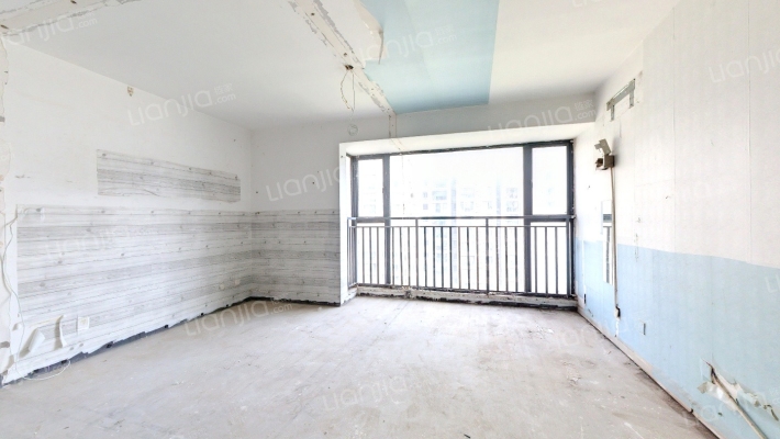 龙凤玫瑰园二手房实景图