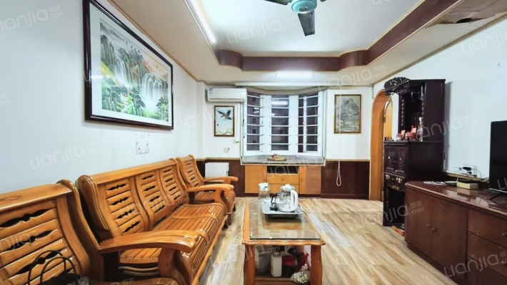 旗峰楼二手房实景图