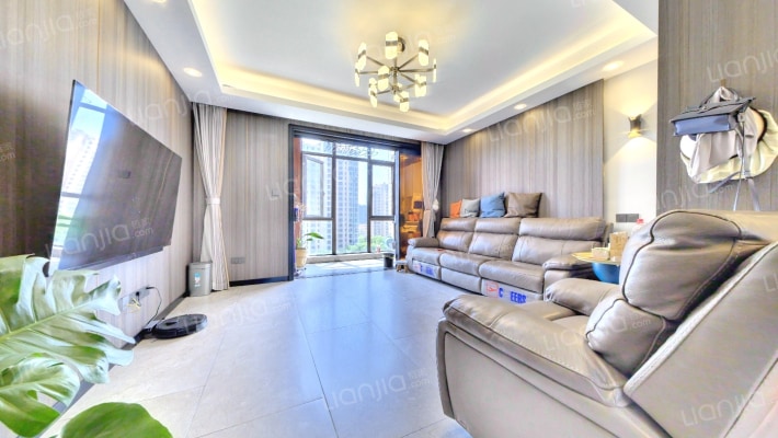 中旅蓝岸花园二手房实景图