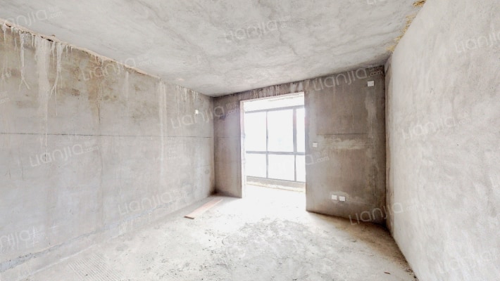 碧水康城，185平3层复式楼，已支付加装电梯费用-卧室B