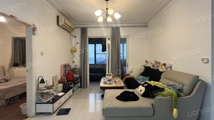 雅高领寓二手房实景图