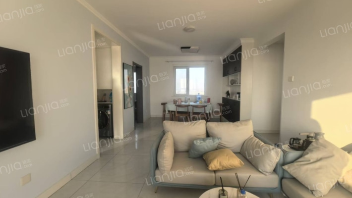 三利中和城两卧客厅朝阳大三居，户型好，采光好大三居-餐厅