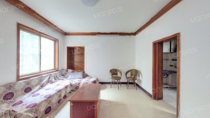 蓝天公寓二手房实景图