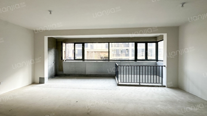 绿地御璟澜庭二手房实景图