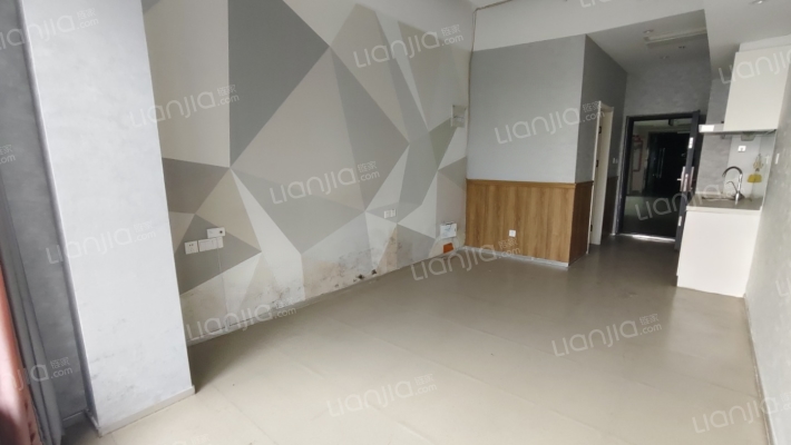 皖新魔方公寓二手房实景图