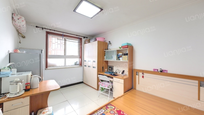 八角路小区二手房实景图