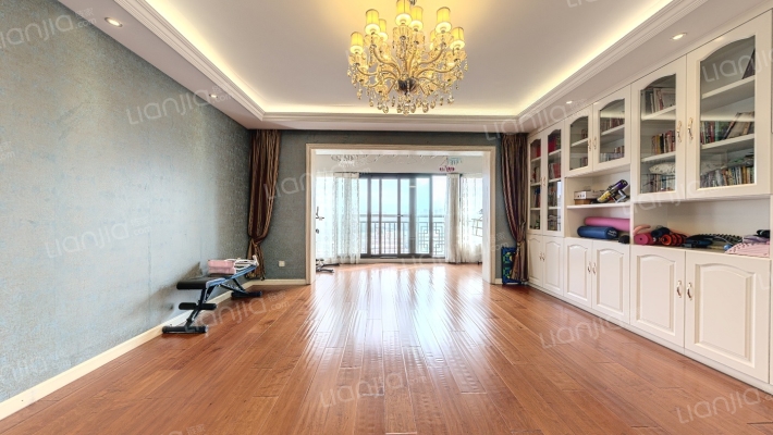 逸翠园三期逸翠尚府南区二手房实景图