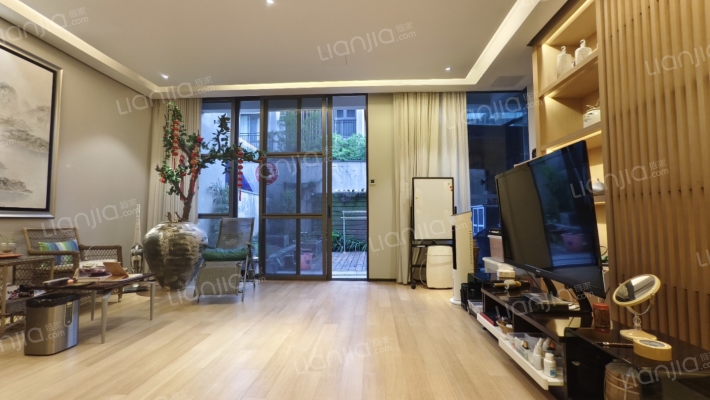 万科棠樾五期悦璟庄二手房实景图