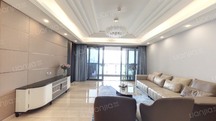 天銮二手房实景图