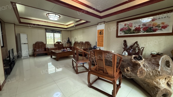 华侨新村别墅区二手房实景图