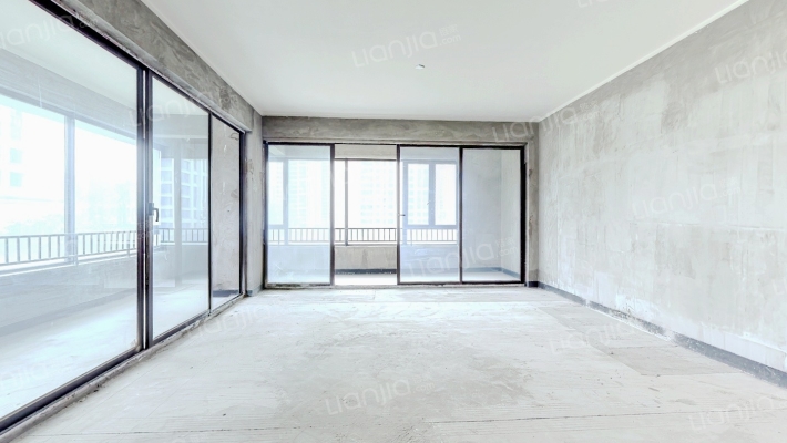 鲁能泰山7号二街区二手房实景图