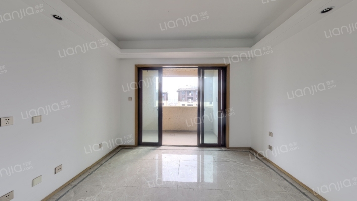 珑府二手房实景图