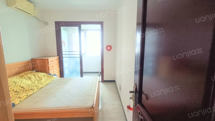 水岸花城，社区集体供暖，交通便利-卧室