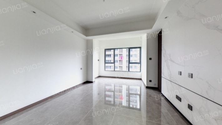 龙湖天璞二手房实景图