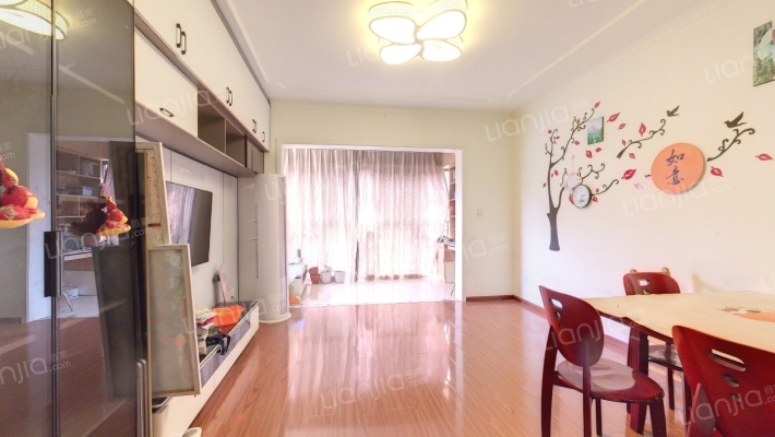 丹郡F区二手房实景图