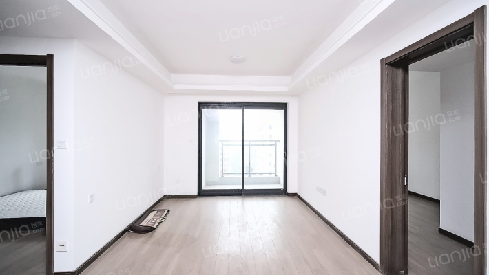 万科四季都会蓝茵二手房实景图