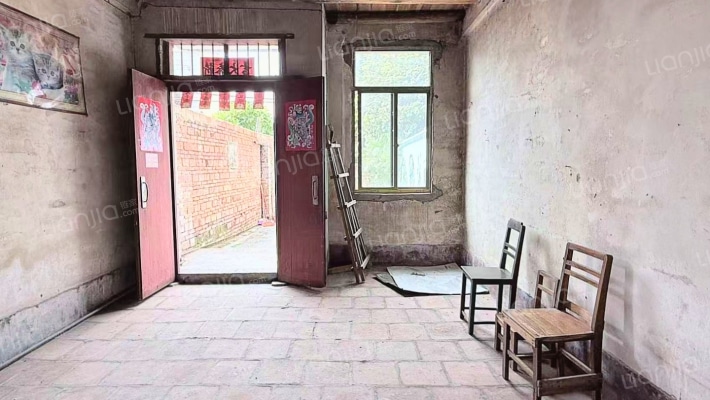 高德二街二手房实景图