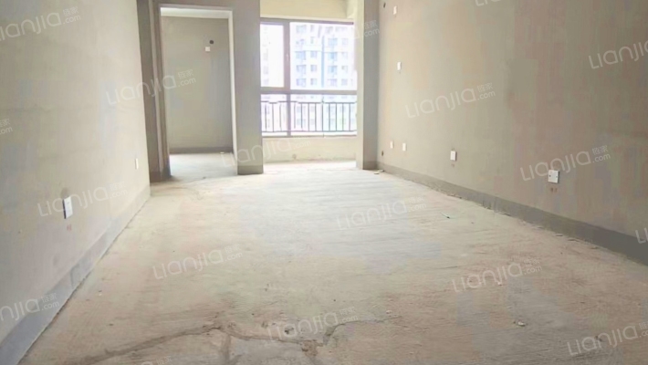 天伦湾全南两居，毛坯随意装修，中高楼层，采光好-客厅