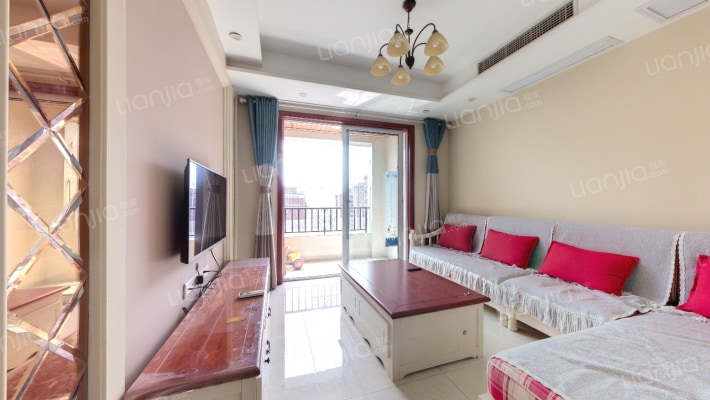 沿海赛洛城红堡二手房实景图