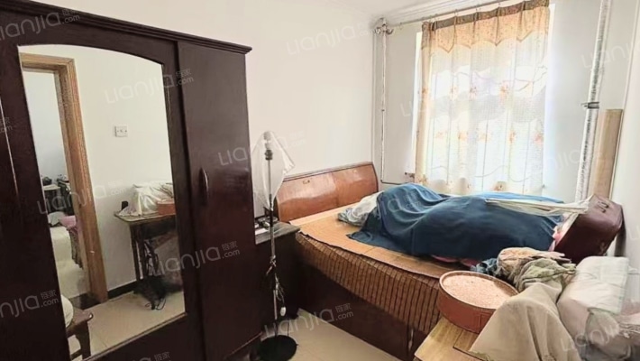 东安小区 3室2厅 南 北-卧室A