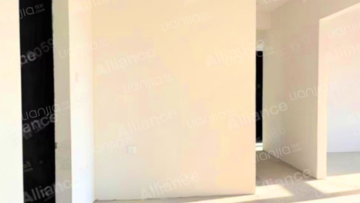 新小区，交通便利，集中供暖，配套齐全-餐厅