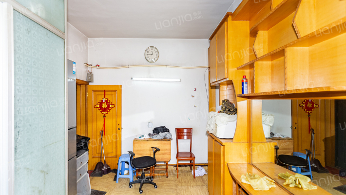 六纬路学区建委楼小区二手房实景图