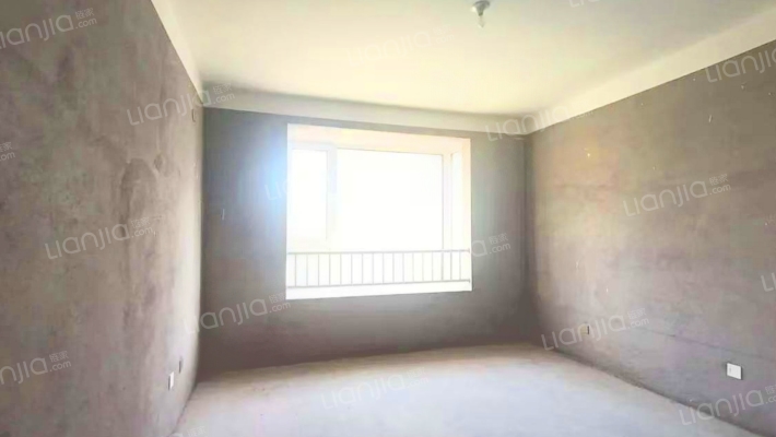 美澳嘉苑二手房实景图