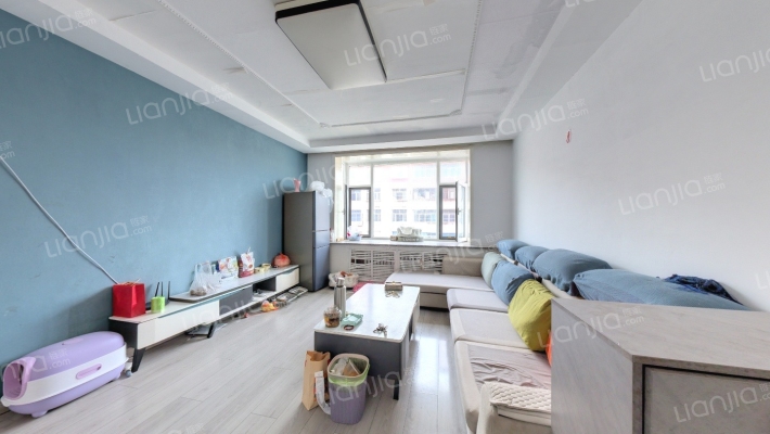 法院老宿舍二手房实景图