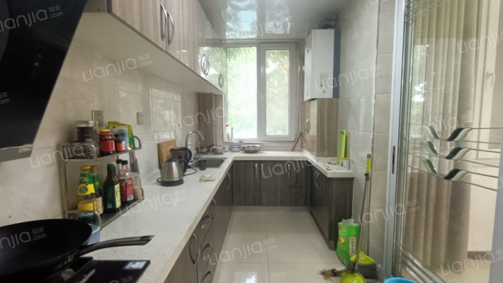 香邑溪谷洋房 简装  南北通透-厨房