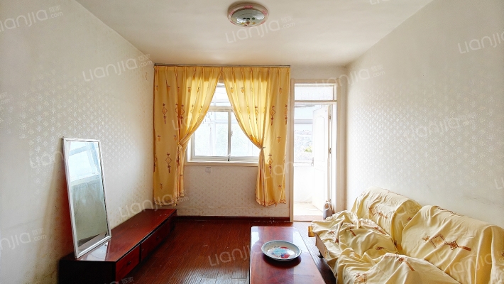 鲁抗医药集团赛特东岳分公司宿舍二手房实景图