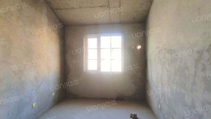 别墅北京界琉璃湖别墅，位置好，107国道旁，回京方便-卧室C