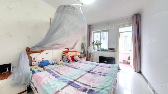 鑫泉花园东区二手房实景图