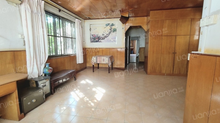 长寿路二手房实景图