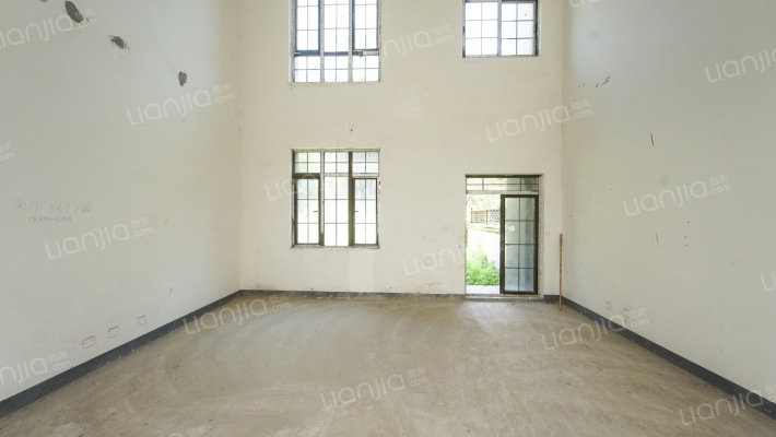 融创伊顿庄园二期二手房实景图