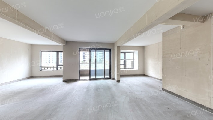 融创雍荣园二手房实景图