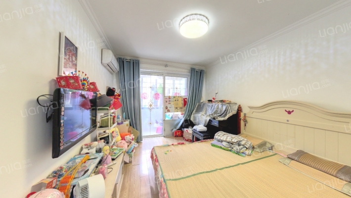 游府新村二手房实景图