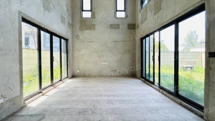 远洋公园青岚二手房实景图