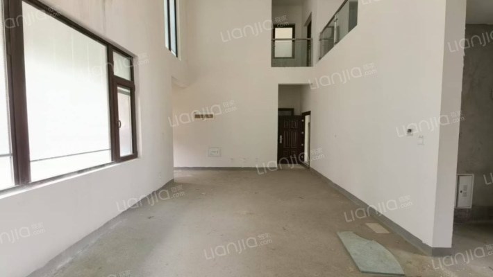 中铁城名仕府二手房实景图