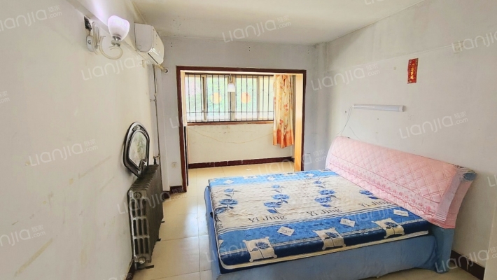 南北通透大2居，房本满五唯一，交通出行方便-卧室B